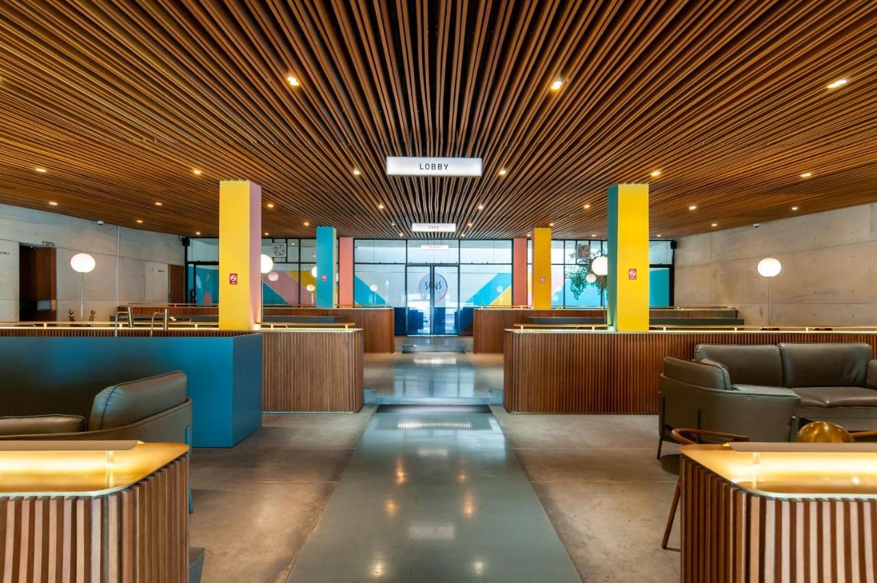 Sans Hotel Finest Medan Exterior photo